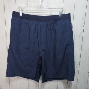 Gaiam Men's Blue Athletic Shorts Size Large Pockets Stretch Drawstring.